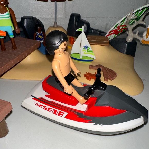 Playmobil Summer Fun Holiday Island - Picture 5 of 7